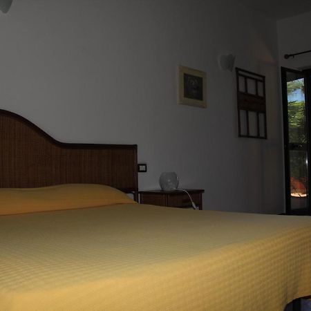 Casa Vacanze Marzano Guest House Тропеа Екстериор снимка
